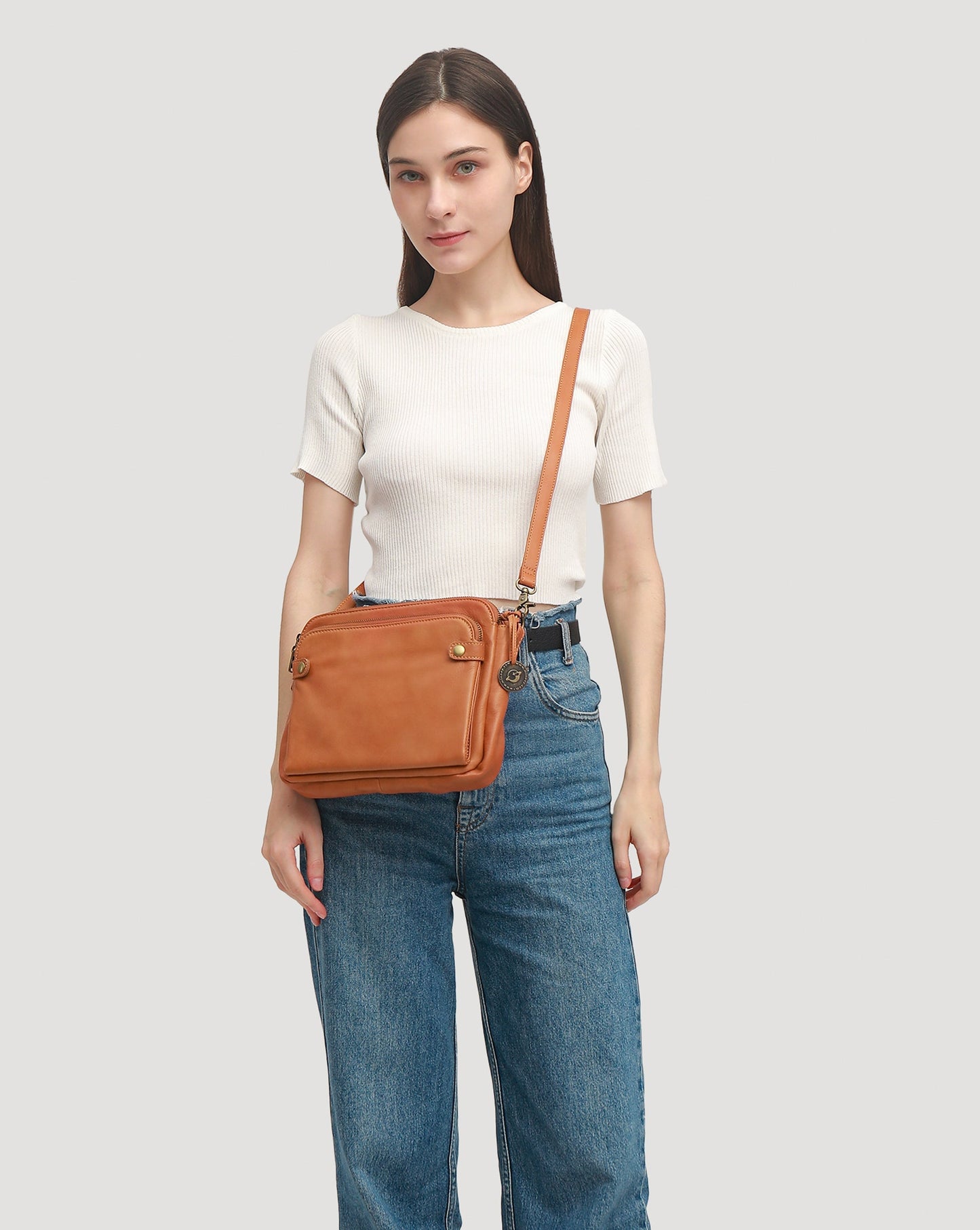 Sac Croisé Bali – Élégance artisanale en Cuir