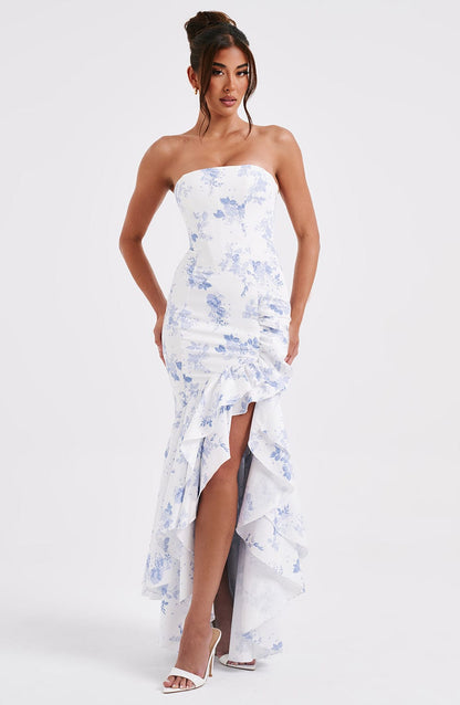 Robe florale bleue – charme & élégance romantique
