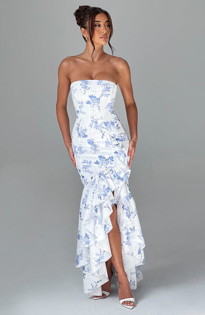 Robe florale bleue – charme & élégance romantique