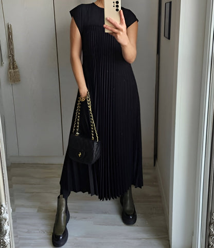 Robe Élégance Plissée