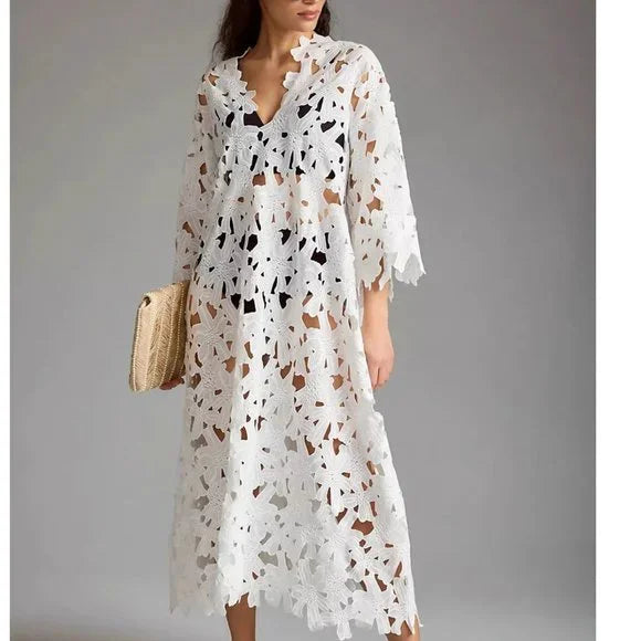 Robe Brise de Dentelle – Romantique & Délicate